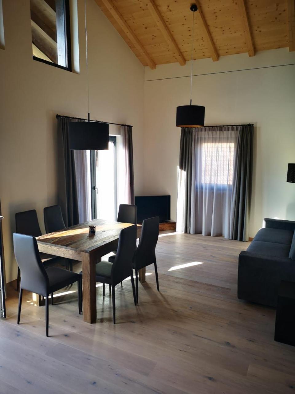 Antonya Apartments Schenna Eksteriør bilde